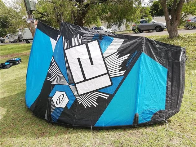 Ozone C4 V6 12m Used Kite Only