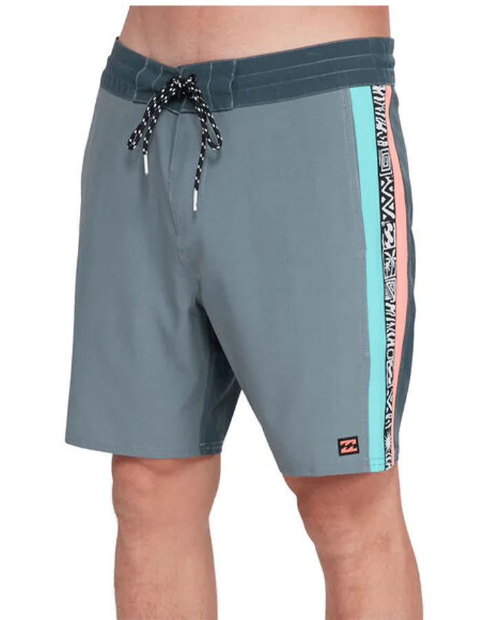 surf hats and beanies for cold weather-Billabong Mens Dbah LT 18" Board Shorts